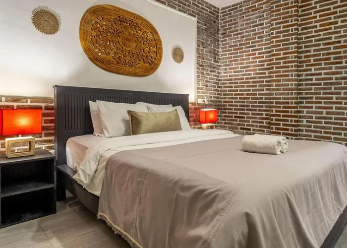 Luxury 3-bedroom Pool In Near & Nightlife